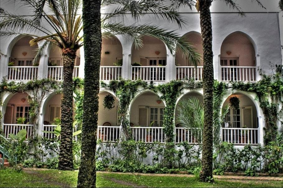 Hotel Hurricane Beach 4*